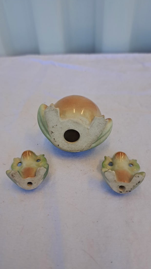 3-piece Green Glazed Ceramic Frog Figurine Set, Large Frog With Two Small Frogs - 6