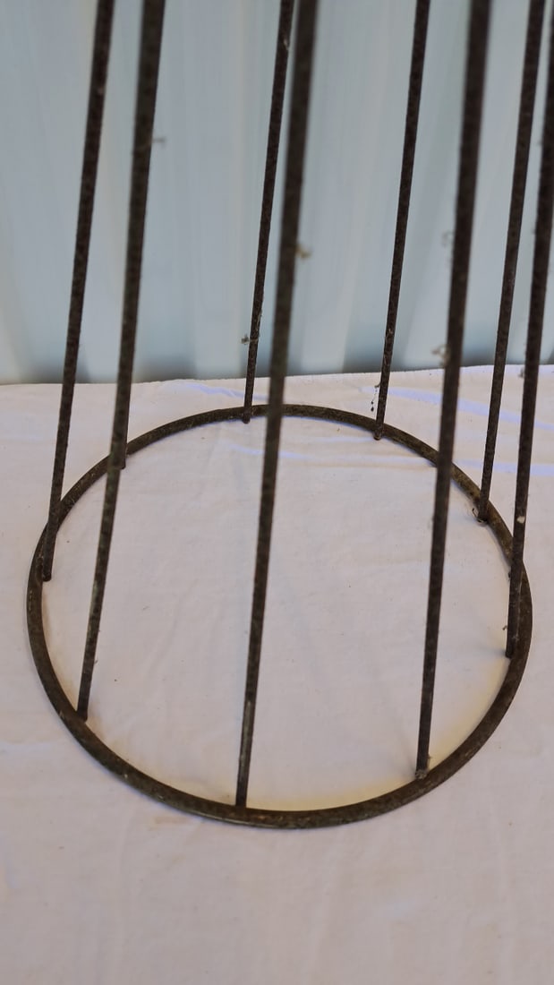 Metal Wire Plant Stand Round Base Top Basket Approx 20in High - 2