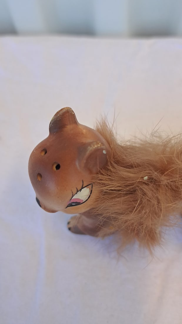 Pair Squirrel Salt & Pepper Shakers With Faux Fur Tails And Acorns - 9