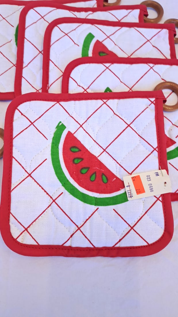 8 Kitchen Complements Homecare Kitchen Mates Potholders Bnwt - 3
