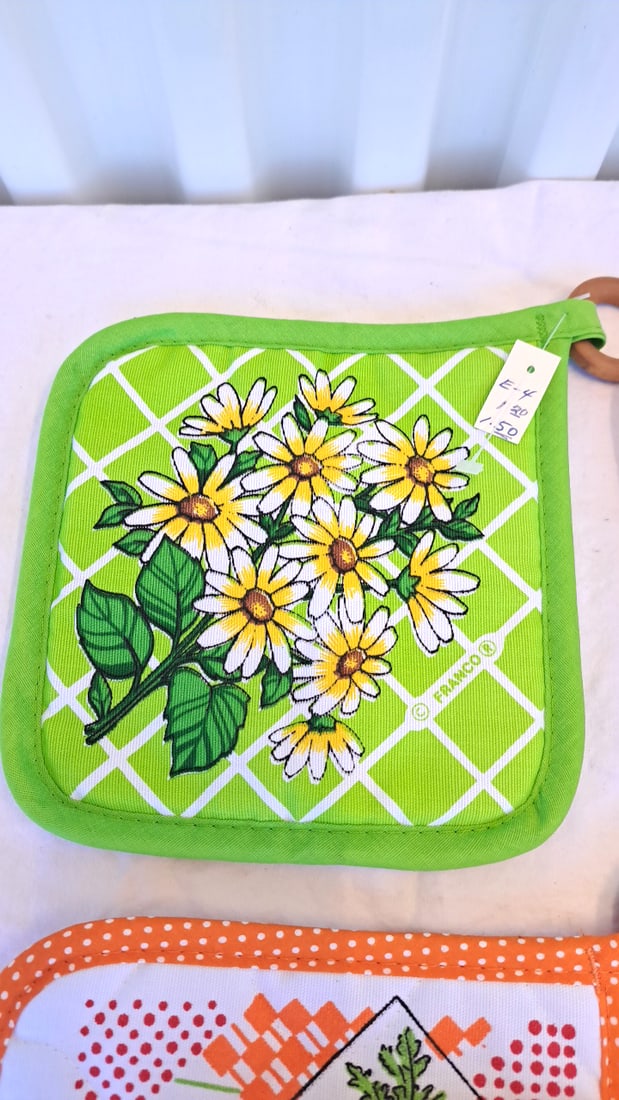 8 Kitchen Complements Homecare Kitchen Mates Potholders Bnwt - 5