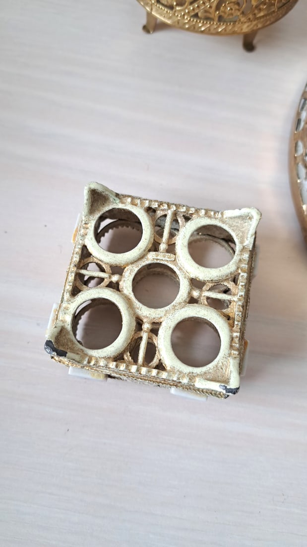 Gold-tone Filigree Mirrored Vanity Tray, And Other Pieces - 7