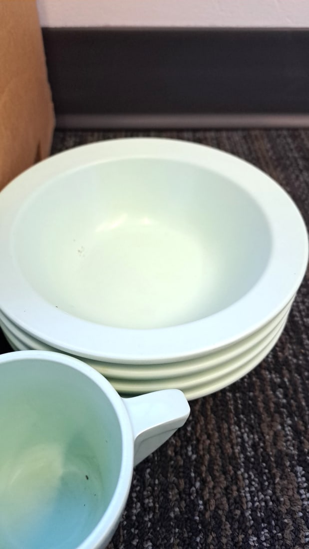 Boonton Pale Green Melamune Dinnerware Set 45 Pieces - 4