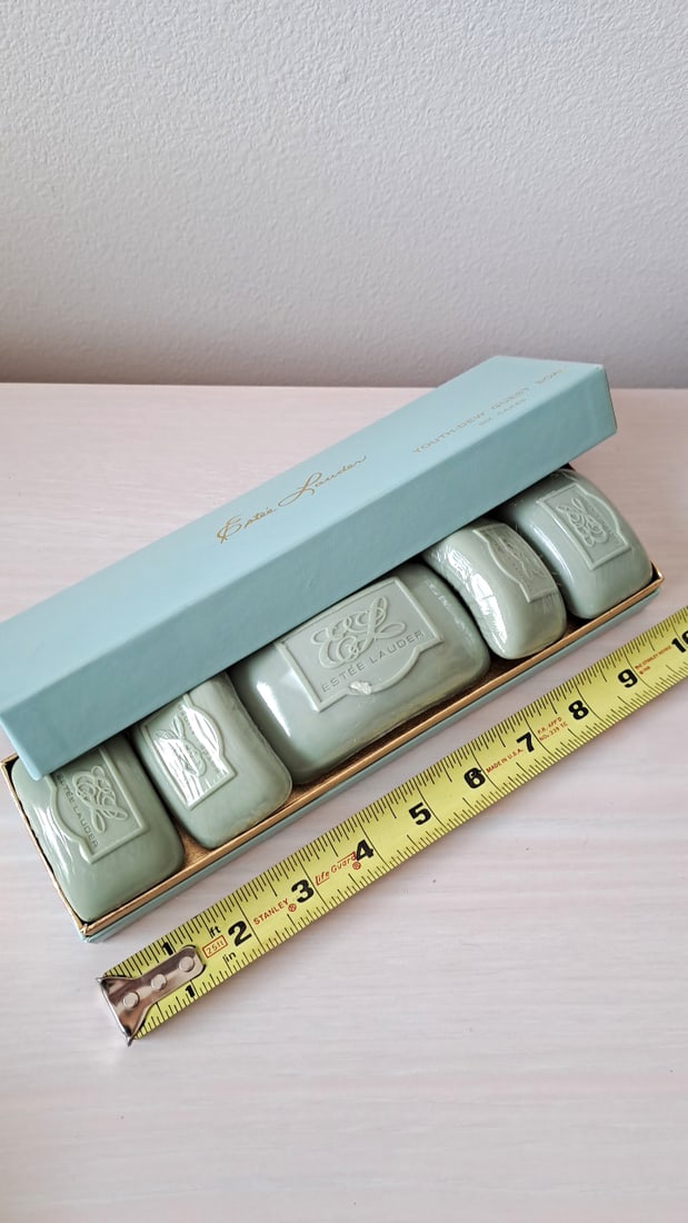 Este Lauder Youth-dew Guest Soap Six Cakes In Green Box - 7
