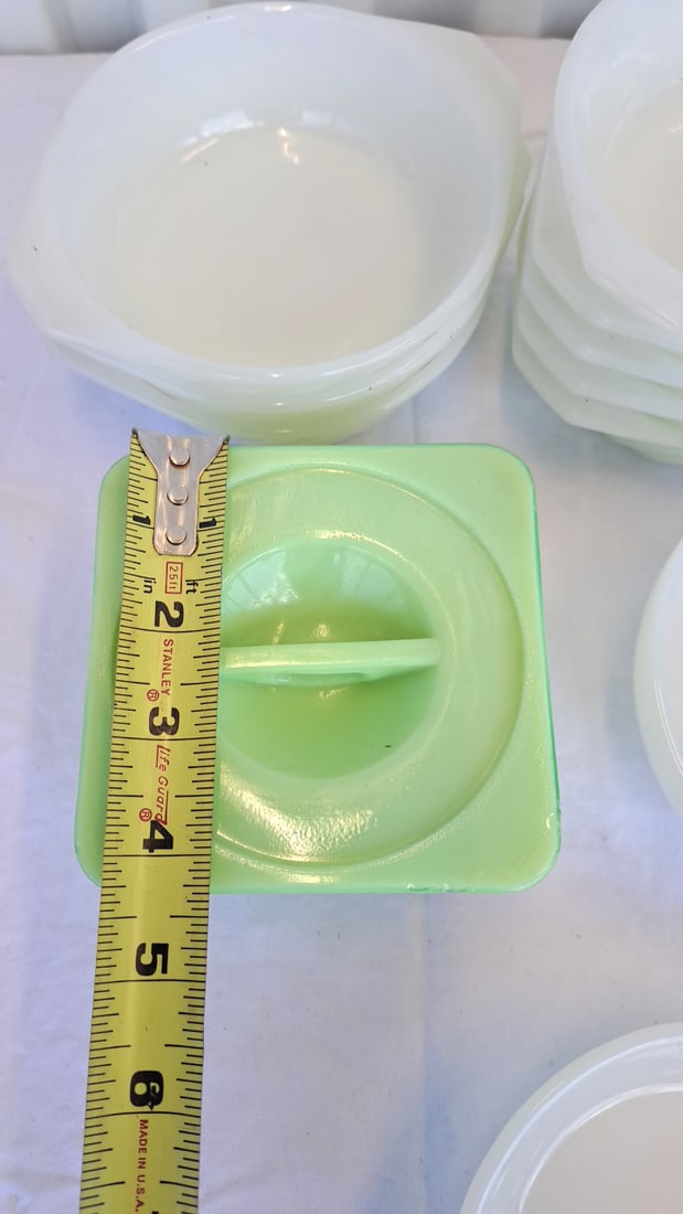 Green Jadeite Square Lidded Refrigerator Dish 9 Anchor Hocking White Milk Glass Swirl Bowls - 7