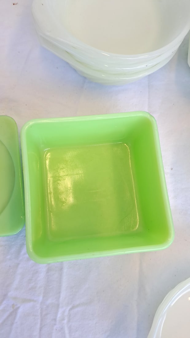 Green Jadeite Square Lidded Refrigerator Dish 9 Anchor Hocking White Milk Glass Swirl Bowls - 9
