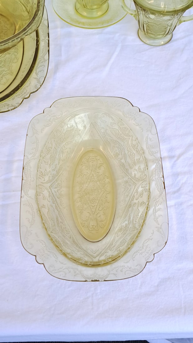 Amber Madrid Depression Glass Serving Dishes And Others - 4
