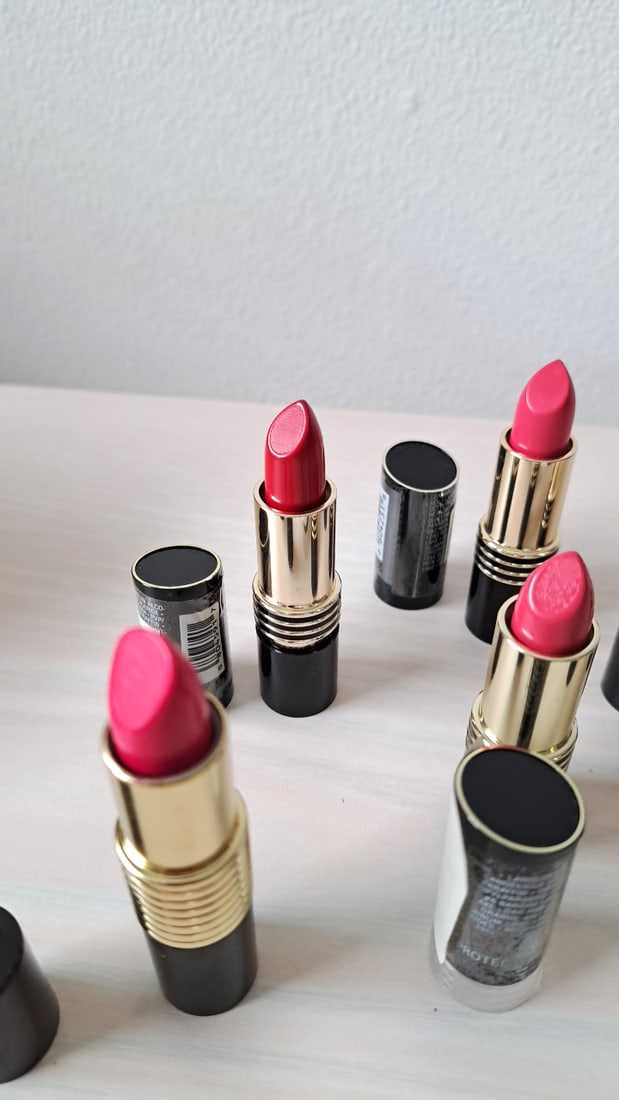 6 Revlon Super Lustrous Lipsticks - Pinkred Shades Incl. Fire Ice, Persian Melon Nos - 5