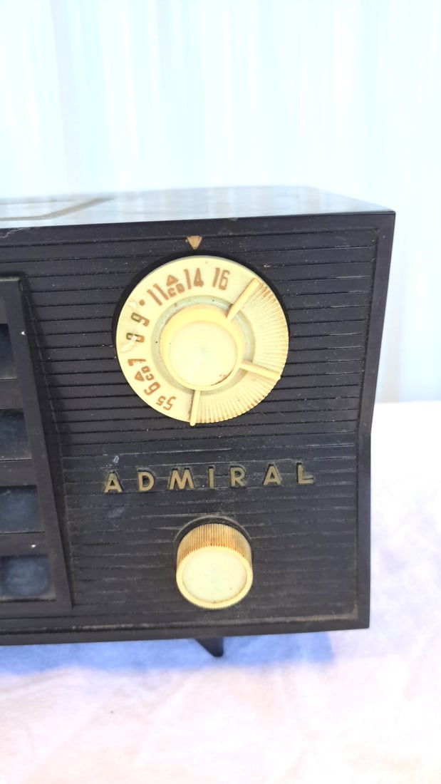Admiral Telechron Clock Radio Black Bakelite Chassis 4m2a - 4