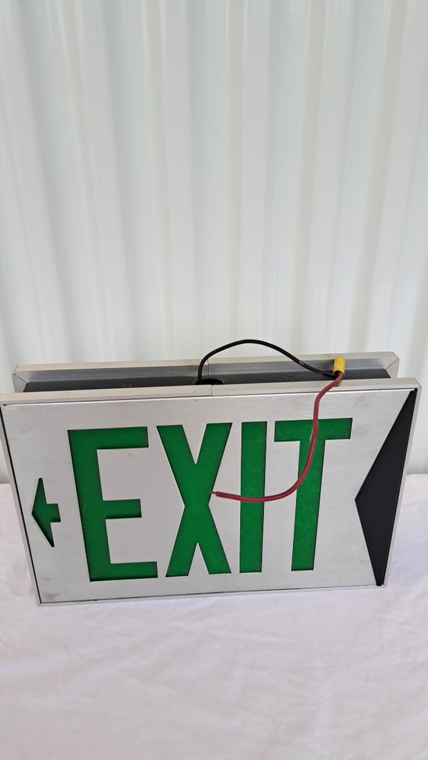 Double-sided Green Exit Sign With Directional Arrows And Metal Frame - 3
