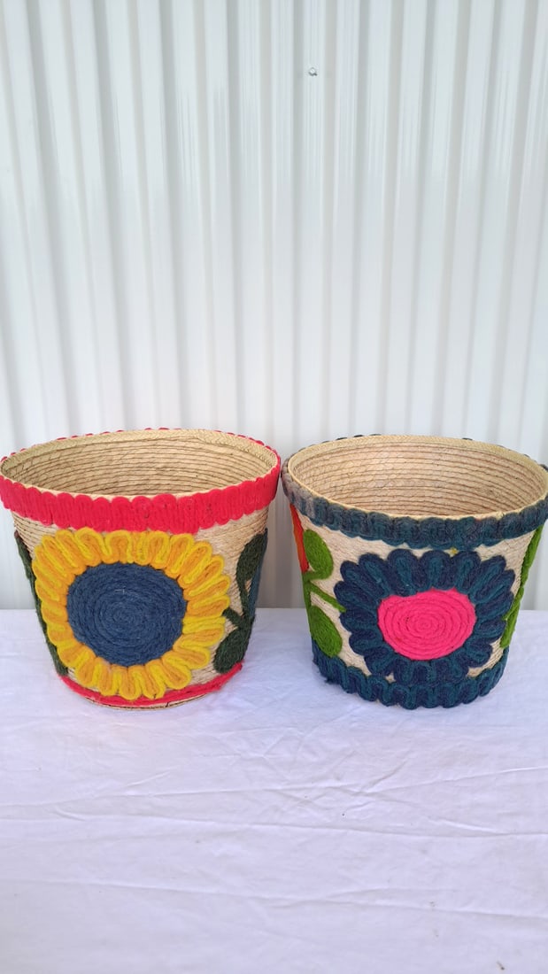 2 Woven Straw Baskets With Colorful Floral Yarn Applique - 2
