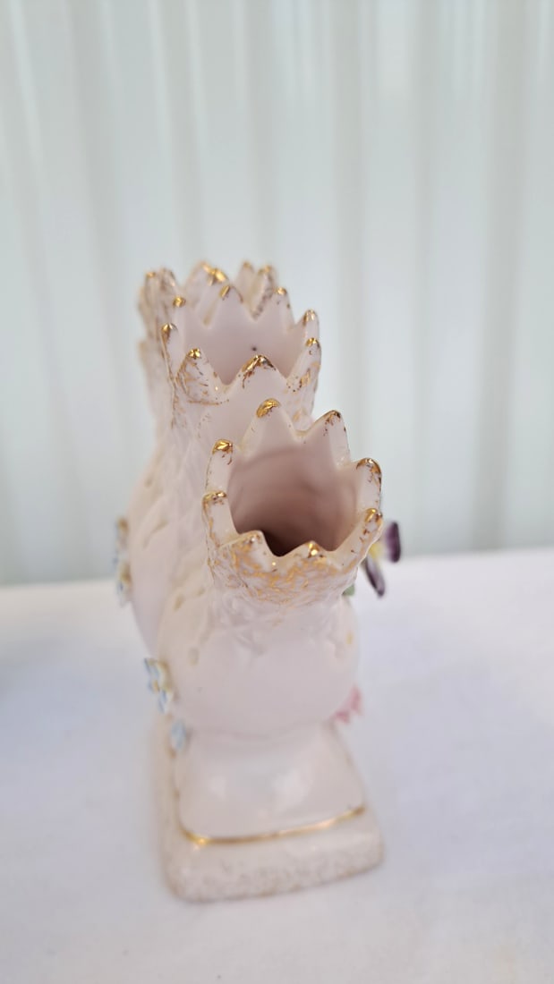Lefton Porcelain Vase And Kelvin Bottle.With Lid - 5