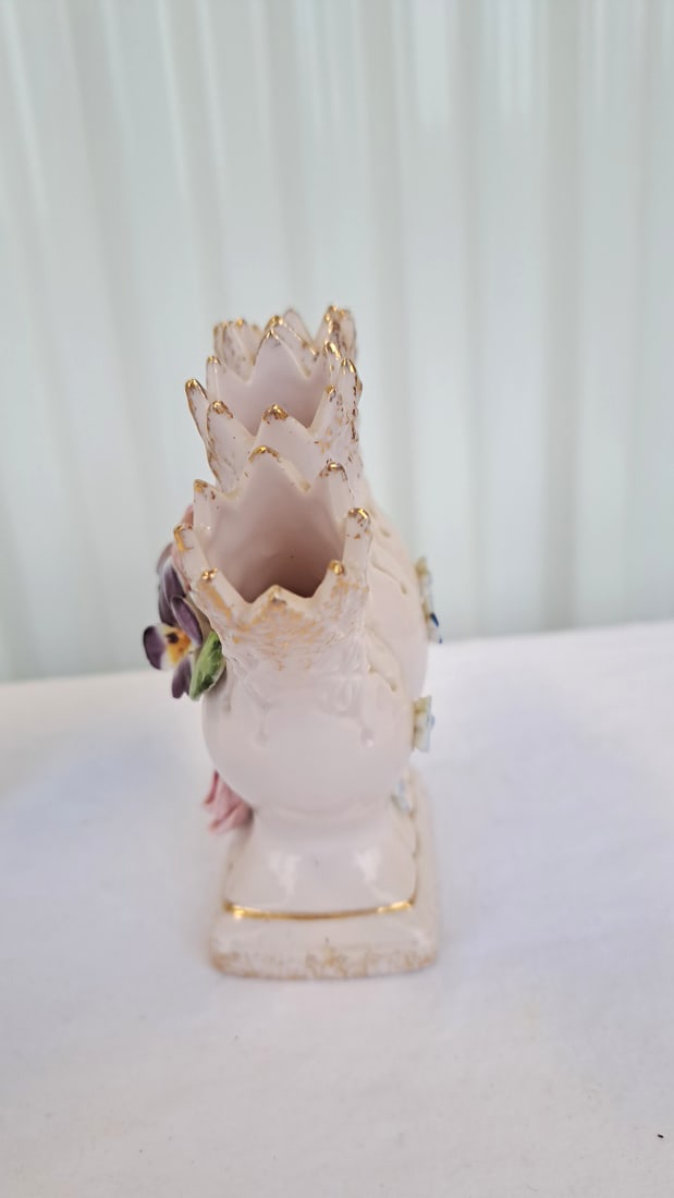 Lefton Porcelain Vase And Kelvin Bottle.With Lid - 7