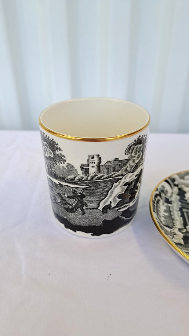 Copeland Spodes Italian Porcelain Cup And Saucer With Gold Rim, Scenic Landscape - 2