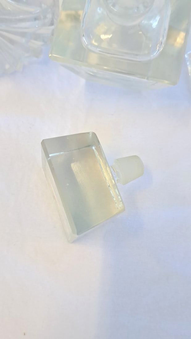 3 Crystal Perfume Bottles Inc Irice - 7