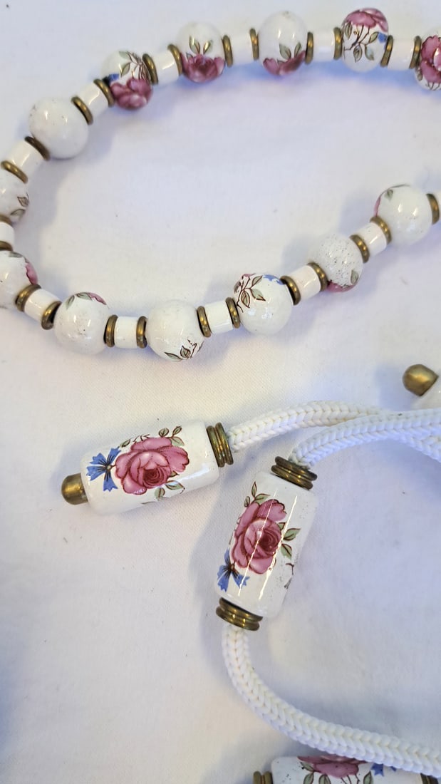 Porcelain Vanity Lot Dresden Lace Dancer, Floral Picture Frame,, Beads, Love Is Kind Ring Dish - 15
