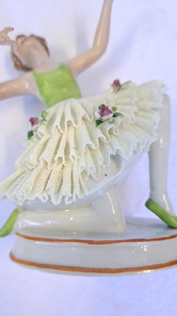 Porcelain Vanity Lot Dresden Lace Dancer, Floral Picture Frame,, Beads, Love Is Kind Ring Dish - 4