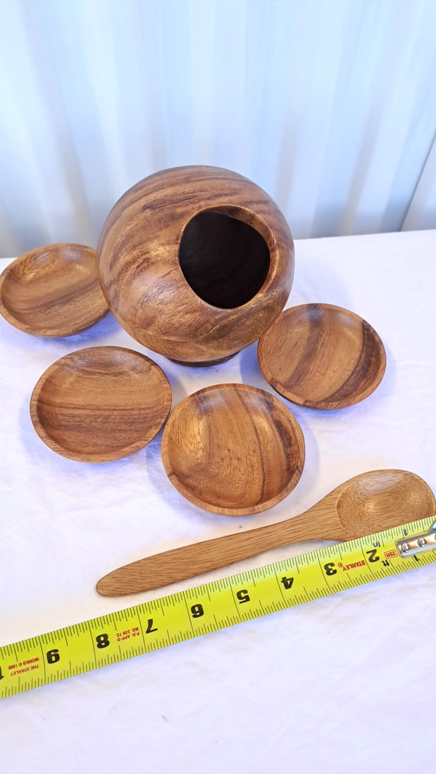 Carved Wooden Spherical Serving Bowl Set With 4 Small Dishes And Spoon - 2