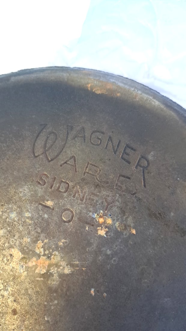 Wagner Ware Sidney 0 Cast Iron 8 Inch Skillet Double Lip - 10