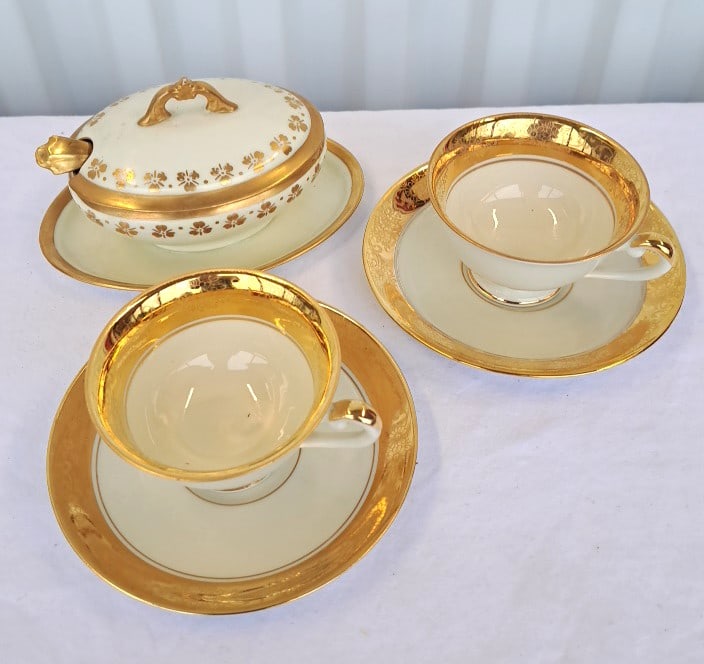 Al Ka Kunst Kronach Small Teacups And Limoges Style Covered Bowl Tea Cups, Saucers Covered Dish, Go (1 of 14)
