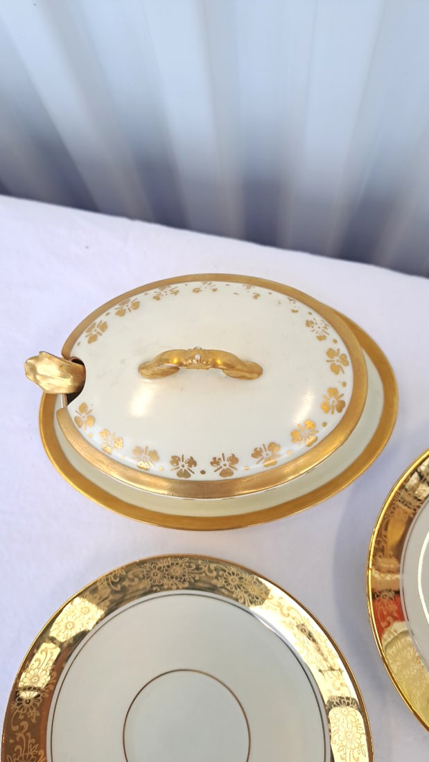 Al Ka Kunst Kronach Small Teacups And Limoges Style Covered Bowl Tea Cups, Saucers Covered Dish, Go - 4