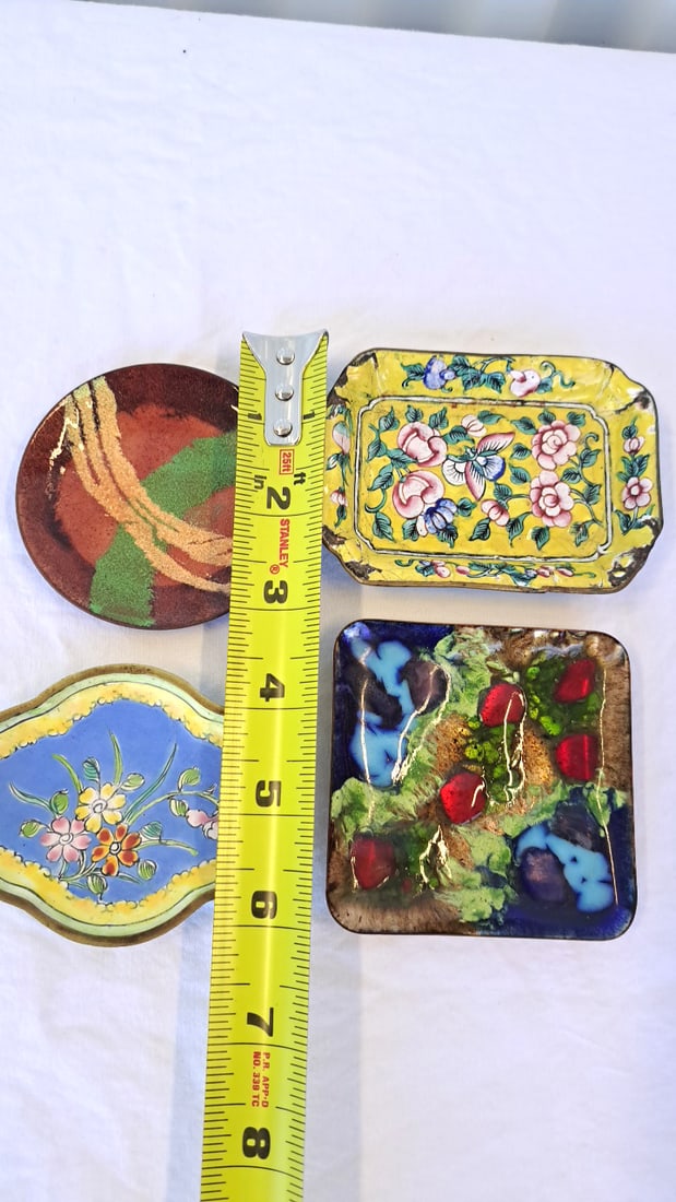 4 Decorative Enamel Metal Trinket Dishes, Floral And Abstract Designs - 2