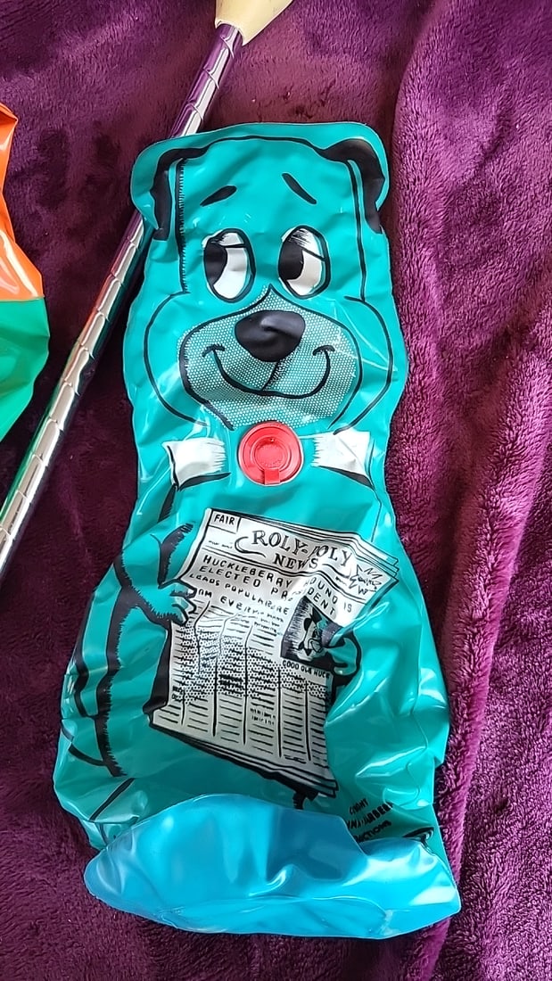 Hanna-barbera Huckleberry Hound Pixie & Dixie Inflatable Vinyl Toy Lot Ball Baton - 6