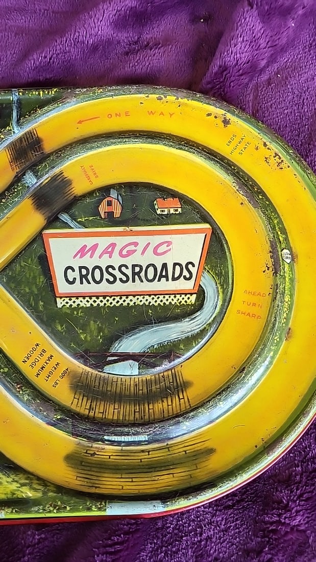 Magic Crossroads Tin Litho Figure-8 Traffic Roadway Toy, 16 In - 2