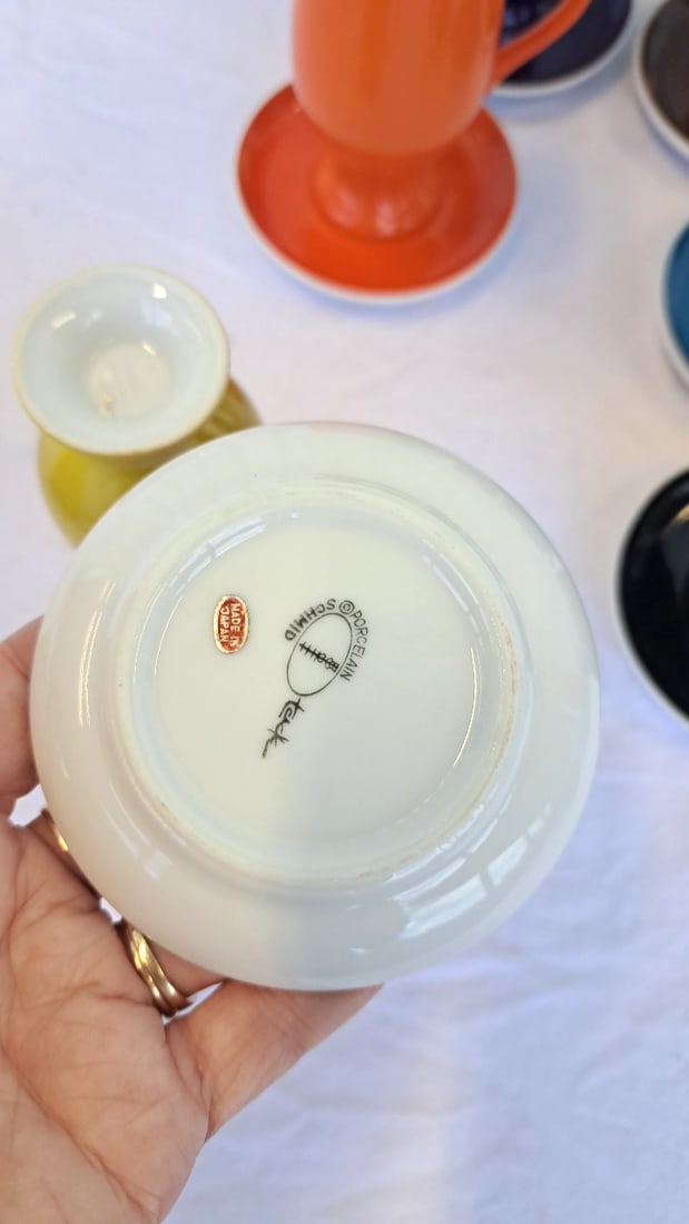 Japan Schmid Porcelain Footed Mug Saucer Set, 6 Colors - 4