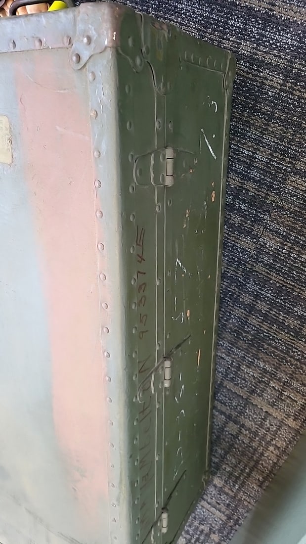 Green Riveted Metal Military Storage Trunk Footlocker With Latches And Handles - 7
