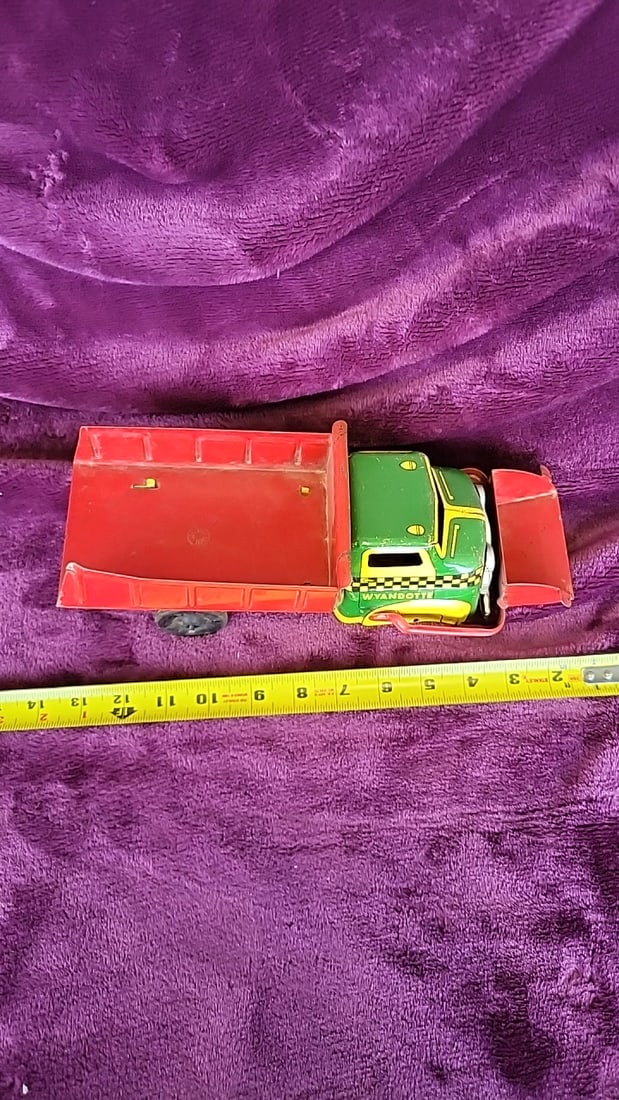 Wyandotte No. 101 Tin Litho Dump Truck Green Yellow Cab Red Bed 14" - 2