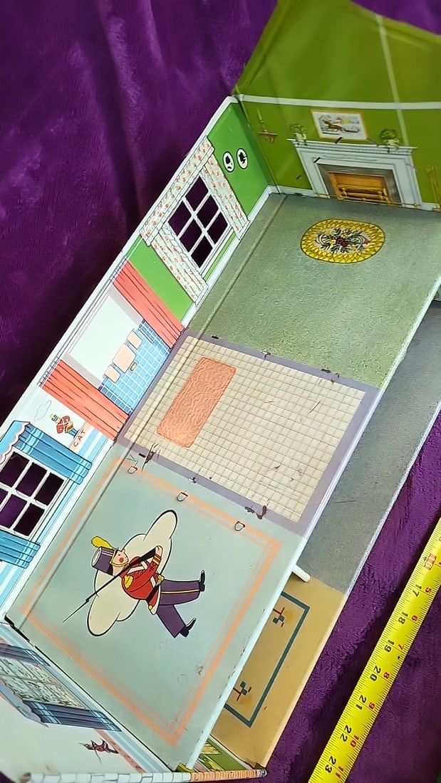 Tin Lithograph Two-story Dollhouse With Green Roof And Printed Interiors - 5