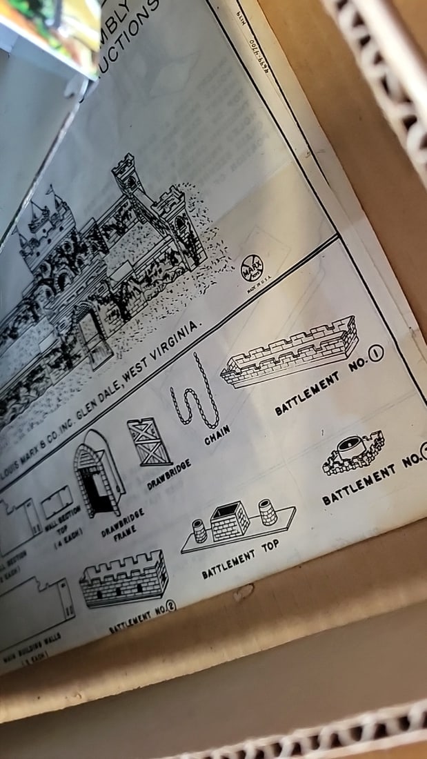 Marx Medieval Castle Set With Knights, Horses, Catapult Drawbridge - 8