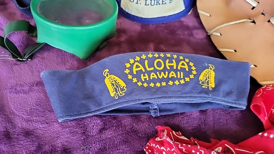 Costume Hat & Bandana Lot: Robin Hood, St. Luke's, Aloha Hawaii Cap, Cowboy Hat, Green Goggles - 2