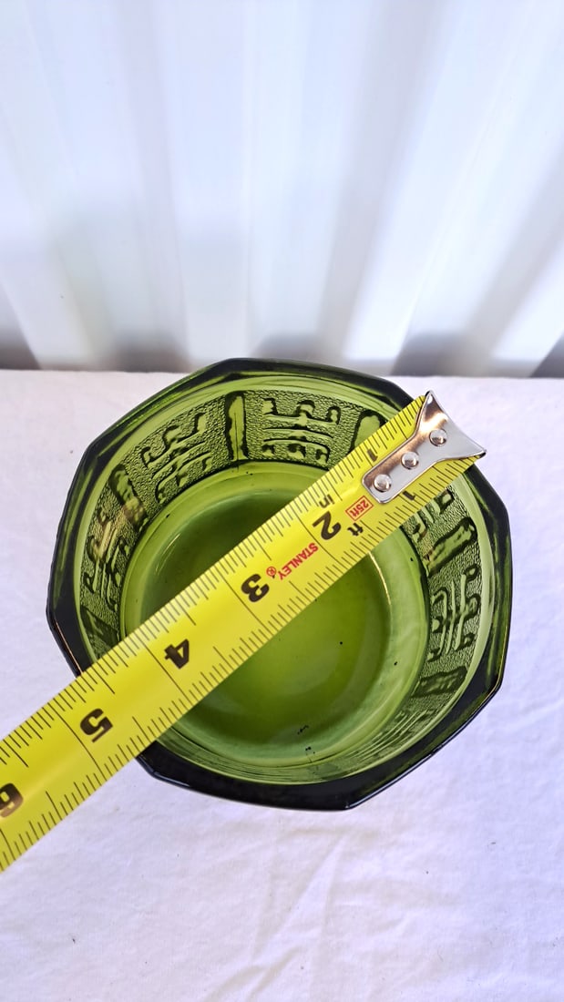 1970s Indiama Glass Avocado Green Aztec Bowl - 3