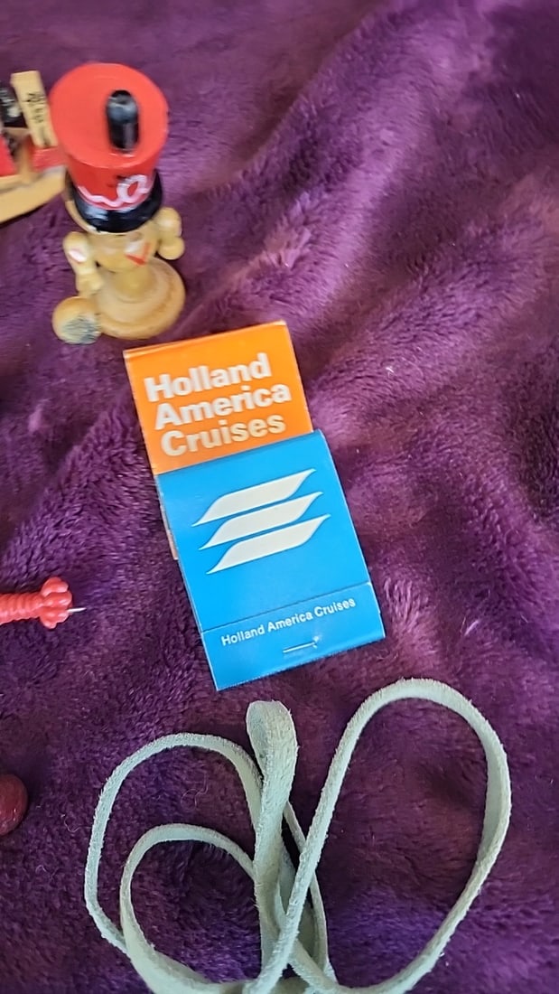 Souvenir Trinket Lot Holland America Cruises Matchbook Japanese Figurines Enamel Trays - 2