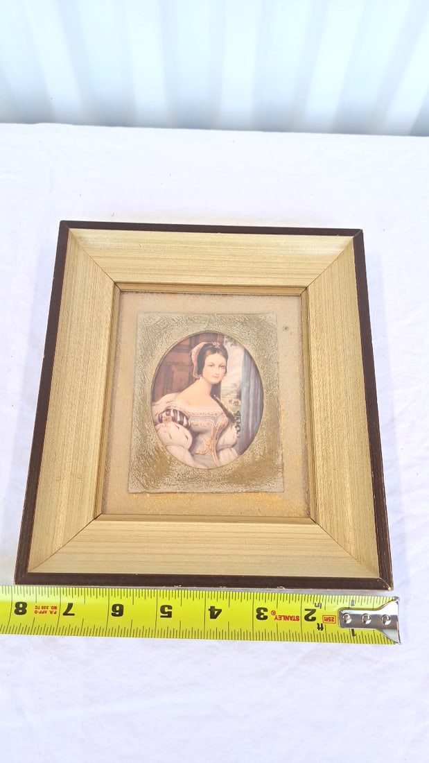 Pair Framed Oval Portrait Prints, Gold-tone Wood Frames - 10