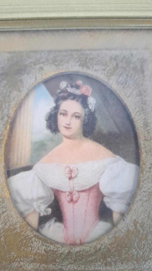 Pair Framed Oval Portrait Prints, Gold-tone Wood Frames - 3