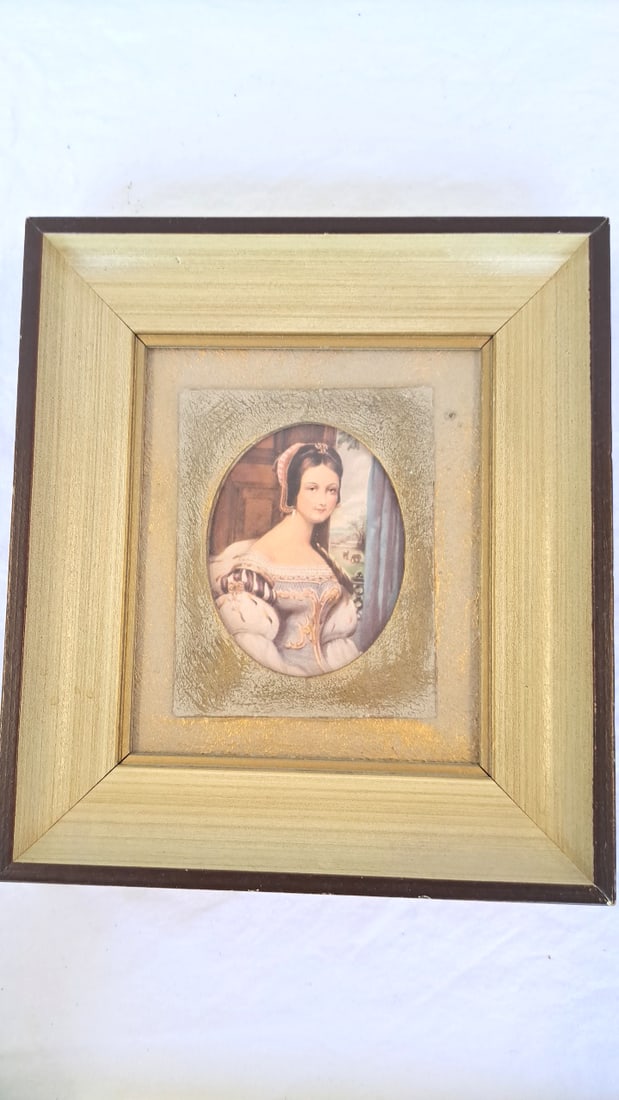 Pair Framed Oval Portrait Prints, Gold-tone Wood Frames - 6