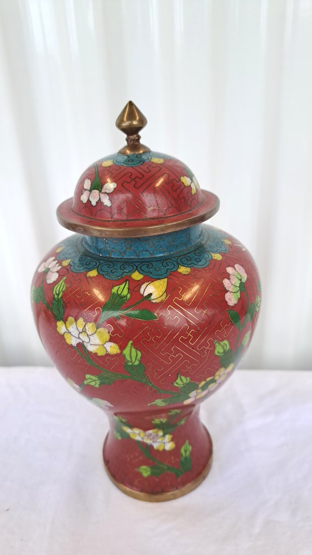 Chinese Cloisonn Enamel Red Floral Lidded Ginger Jar With Brass Finial - 3