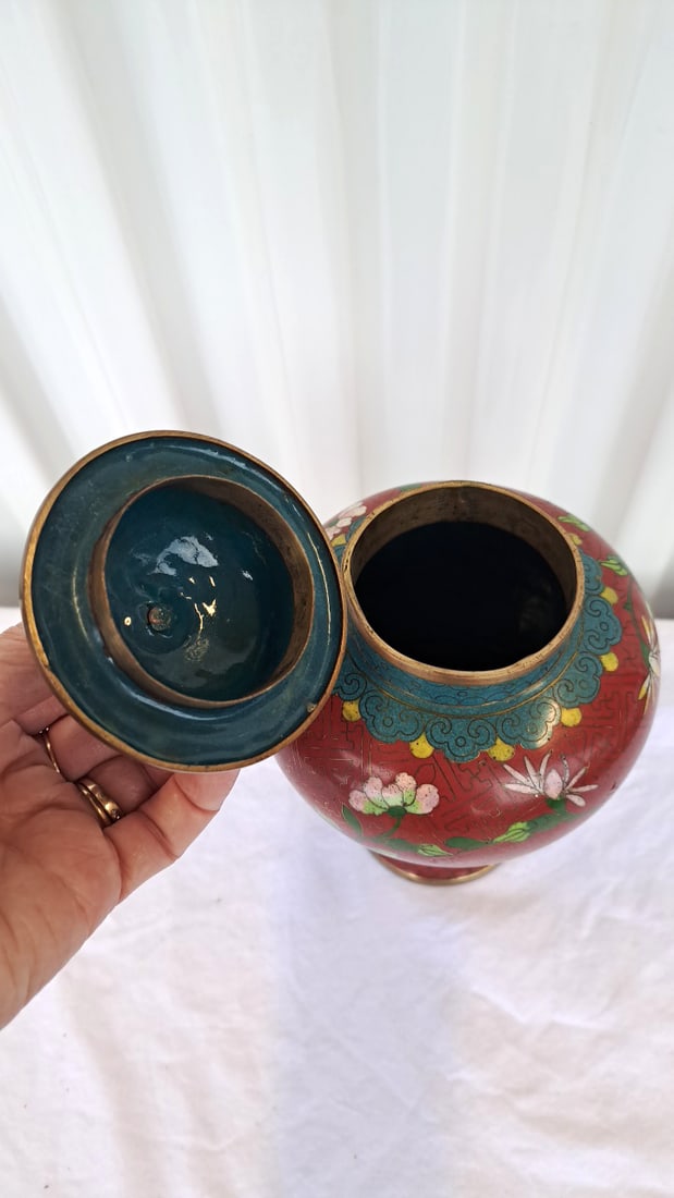 Chinese Cloisonn Enamel Red Floral Lidded Ginger Jar With Brass Finial - 6
