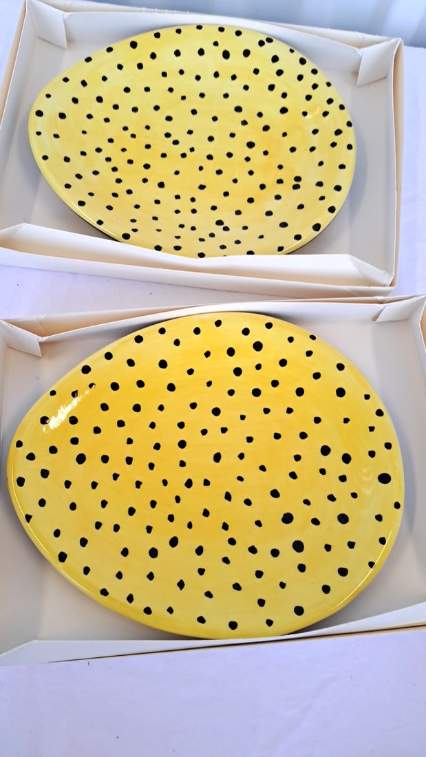 Dept 56 2 Yellow Ceramic Plates With Black Polka Dot Pattern - 4