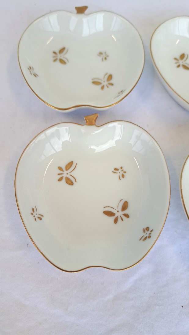 4 Apple-shaped White Porcelain Bowls With Gold Detail Butterfly - 2