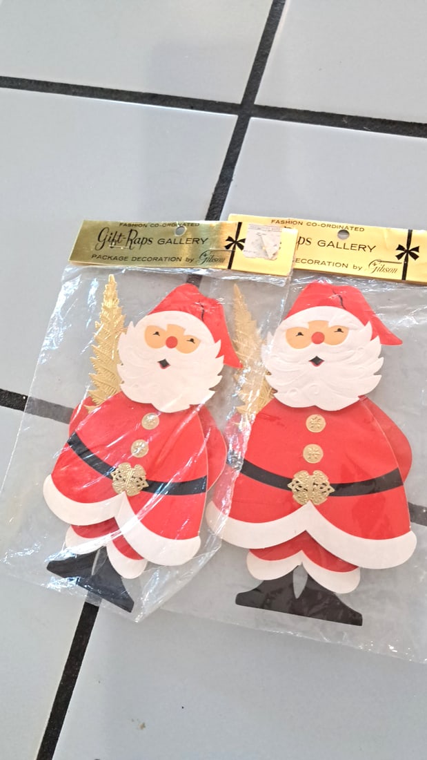 Vintage Gift-wrap Christmas Paper Ephemera Lot Cards Booklets - 3