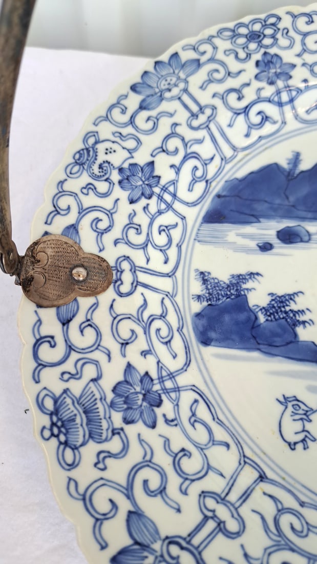 Chinese Blue White Hunters Plate With Handle - 2