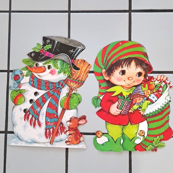 Christmas Cardboard Die-cut Wall Decorations Santa Elf Snowman Wreath Lot - 10