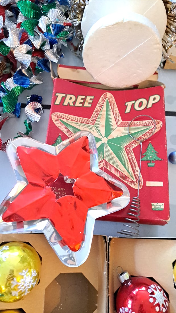 Vintage Christmas Ornament Lot, Plastic Bead Snowflakes, Balls, Tinsel, No. 250 Party Tree, Tree To - 10