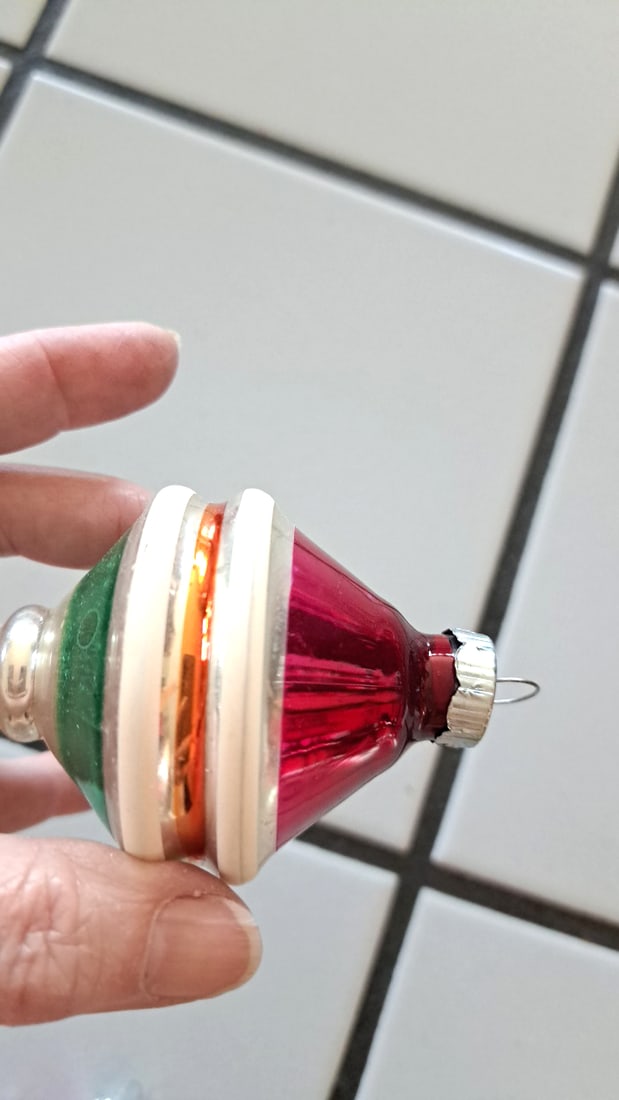 2 Shiny Brite Ufo Spinning Top Glass Christmas Ornaments Red Green Gold Silver - 6