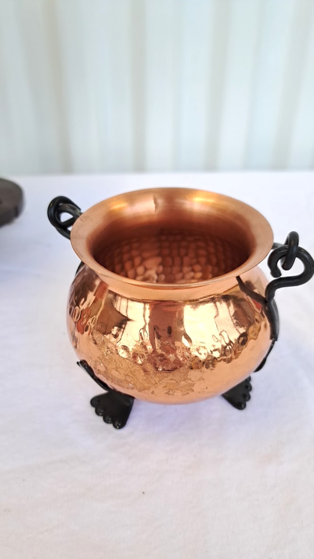 Barrel Beverage Dispenser Faux Wood And Bands, Copper Mug, Cauldron Cup - 2