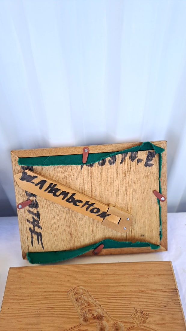 Carved Wood Art Lot With Fish Plaques, Leaf Panel & Framed Bird Artwork - 9